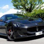 El Maserati GranTurismo es un icono italiano que ahora puede encontrarse a precios cercanos a los 18.000 dólares en el mercado de ocasión. Diseñado por Pininfarina y con un motor V8 derivado de Ferrari, ofrece un sonido y una estética inconfundibles. Eso sí, su mantenimiento no es barato, pero pocos coches ofrecen tanta elegancia y carácter por este precio.