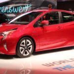 El Toyota Prius es un pionero en tecnología híbrida, reconocido por su eficiencia de combustible y diseño eco-friendly. Más allá de su sostenibilidad, el Prius es conocido por su durabilidad, con muchos modelos que superan las 400.000 millas. Un mantenimiento regular del sistema híbrido es clave para alcanzar estos altos kilometrajes.