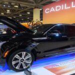El Cadillac Escalade 2025 con motor 6.2L V8 ha sido señalado como uno de los peores full-size trucks del año. Problemas graves en bielas y cigüeñal provocaron un recall de aproximadamente 600,000 unidades. Propietarios reportan fallos repentinos de motor, incluso con bajo kilometraje, representando riesgos serios para la seguridad.