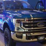 El Chevrolet Suburban 2021 ha sido señalado por problemas en la dirección, con una sensación de volante suelto que dificulta mantener el control, especialmente a altas velocidades. Por su parte, el Ford Edge 2020 ha recibido quejas de bloqueos intermitentes en la dirección, lo que representa un riesgo de seguridad nada menor.