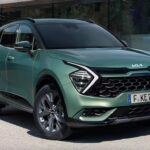 El Kia Sportage híbrido combina comodidad, tecnología y eficiencia en un SUV compacto ideal para la vida diaria. Con un consumo de combustible optimizado y un diseño moderno, es perfecto para quienes buscan un vehículo práctico y duradero. Los expertos destacan su fiabilidad y bajo costo de mantenimiento como puntos fuertes.