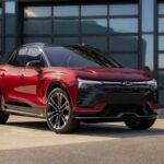 Con un precio de venta sugerido de $44,600, el Chevrolet Blazer EV destaca por su diseño elegante y su autonomía competitiva. Además, su tecnología de asistencia al conductor y su estructura robusta contribuyen a reducir el riesgo de accidentes, lo que se traduce en seguros más asequibles.