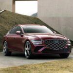 El Genesis G80 se ha consolidado como una alternativa real a los alemanes, especialmente en su versión 3.3T Sport. Con un rango de 40.000 a 47.000 dólares, ofrece un motor V6 biturbo, un interior lujoso con pantallas de 14,5 pulgadas y un diseño distintivo que lo hace destacar frente a la competencia. Su equilibrio entre comodidad y deportividad lo convierte en una de las compras más inteligentes de 2025.