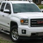El GMC Sierra 1500 de 2015 ha sido asociado con una gran cantidad de problemas eléctricos, que van desde sistemas de infoentretenimiento defectuosos hasta sensores y luces de advertencia que no funcionan correctamente. Estos problemas no solo afectan la experiencia de conducción, sino que también pueden generar reparaciones costosas debido a la complejidad de los sistemas eléctricos modernos. Si no quieres pasar tiempo y dinero arreglando estos problemas, es recomendable optar por modelos con un historial eléctrico más fiable.