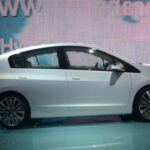 Modelos icónicos como el Toyota Prius (2021) y el Honda Insight (2020), símbolos del movimiento híbrido, no han superado con buena nota las nuevas exigencias de emisiones. Aunque su eficiencia es superior a la de un motor de combustión tradicional, siguen dependiendo de la gasolina y generan un impacto que limita su potencial como solución definitiva.