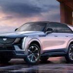 El Cadillac Escalade tiene una insignia de élite y es sinónimo de lujo y estatus, pero según los expertos, no justifica su precio. Se basa en la misma plataforma que el Chevy Tahoe, pero se vende a un precio mucho más alto. A pesar de su aspecto elegante y su capacidad para ofrecer una experiencia premium, el Escalade no tiene un historial de fiabilidad impresionante y sus costos de mantenimiento pueden ser elevados. Si bien es una opción popular, los problemas de fiabilidad y el alto precio de venta hacen que algunos conductores se arrepientan de haberlo adquirido.