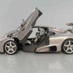 Una de las características que sigue destacando en los coches de Gordon Murray es su enfoque en la transmisión manual. El S1 LM sigue el legado de la transmisión manual del McLaren F1, que se convirtió en un ícono en su época. En un mundo donde las transmisiones automáticas dominan, la inclusión de una caja de cambios manual en el S1 LM subraya el compromiso de Murray con la pureza y el control en la conducción.