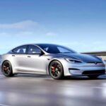 El modelo S y el modelo X de Tesla han registrado ventas muy bajas en comparación con los Model 3 y Model Y. Según el informe de rendimiento de Tesla de la primera mitad de 2025, los modelos S y X alcanzaron apenas unas 23,000 unidades entregadas, una cifra que palidece frente a las 700,000 unidades de los modelos más asequibles. Esta desaceleración en las ventas ha llevado a Tesla a revisar su enfoque de producción.
