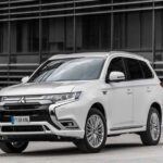 Precio de venta sugerido: $42,145 a $53,355
El Mitsubishi Outlander PHEV es una de las opciones más económicas con tracción total y características completas para todo tipo de clima. Su combinación de precio accesible y fiabilidad lo convierte en un híbrido ideal para conductores que priorizan la funcionalidad y el ahorro.