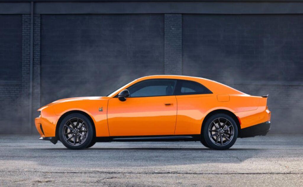 Dodge Charger 2026: ¿El muscle car de tus sueños sin V8?