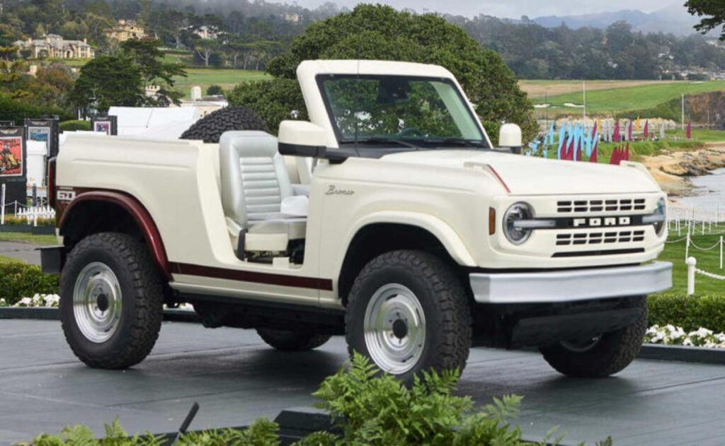 Ford Bronco 2026: Un homenaje descapotable al original para su 60 aniversario.