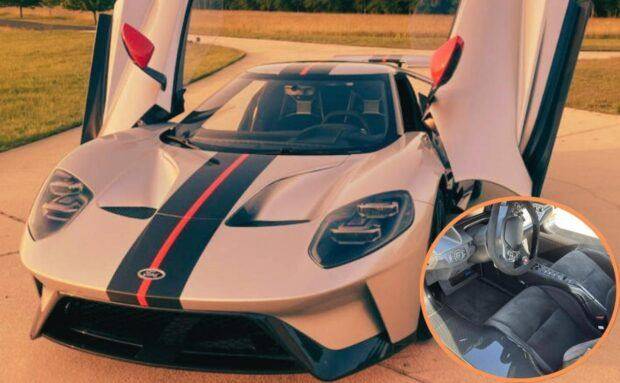 Ford GT Carbon Series 2020 con solo 77 millas: Una joya rara para coleccionistas.
