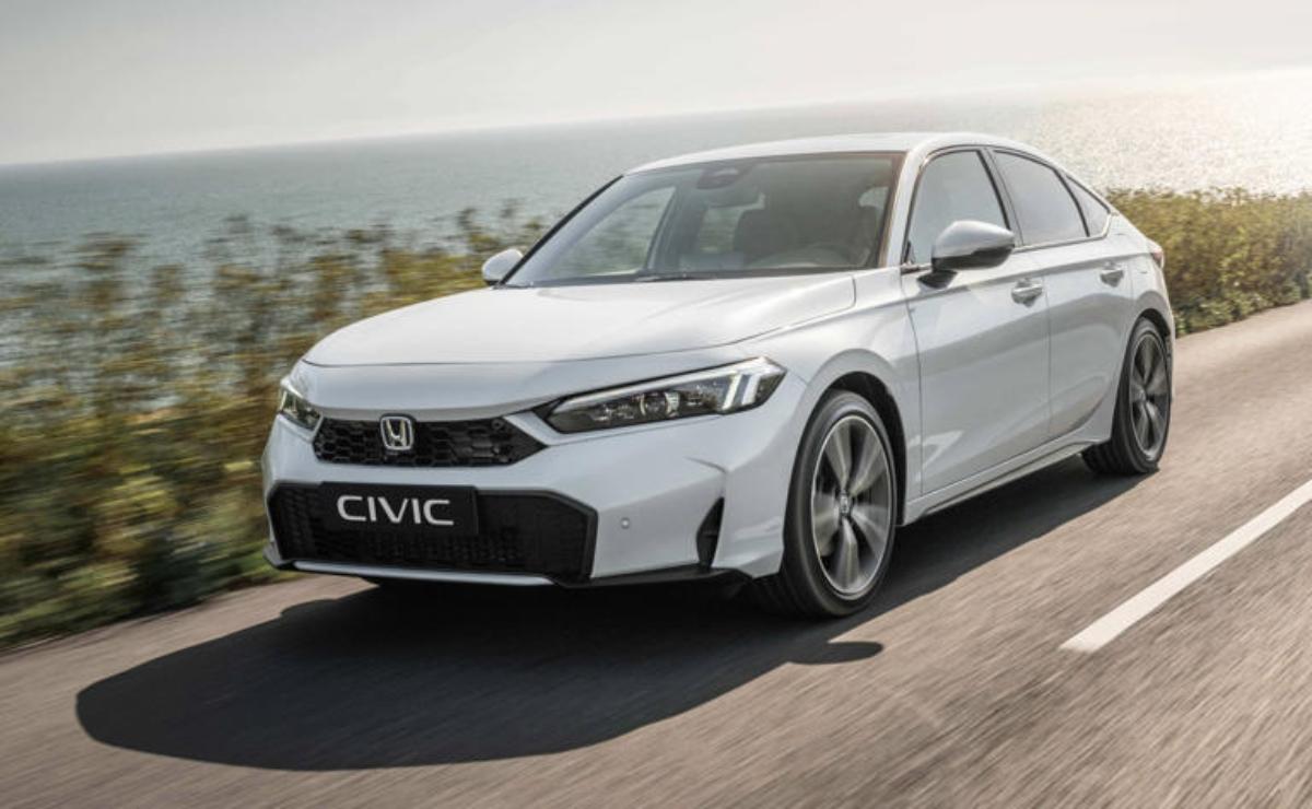 Honda Civic 2026: Sutil Renovación con un Toque Premium para Competir con el VW Golf.