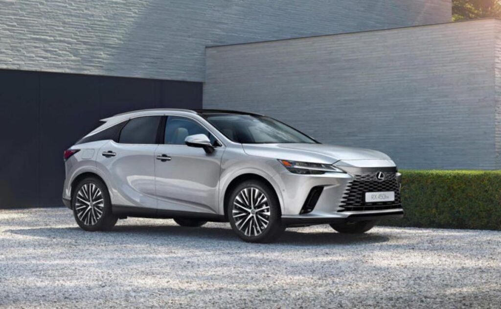 Lexus RX 2026: sube el precio, pero las ofertas del 2025 aún son irresistibles.