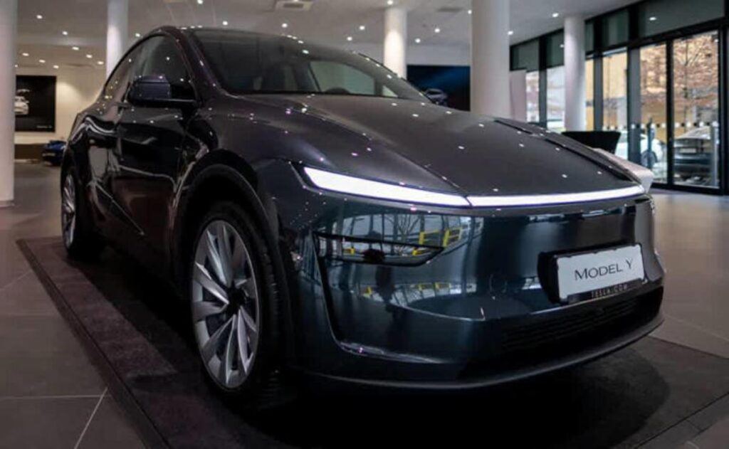 Crédito fiscal extendido de 7.500 dólares para vehículos eléctricos: Tesla y otros fabricantes ganan más tiempo.