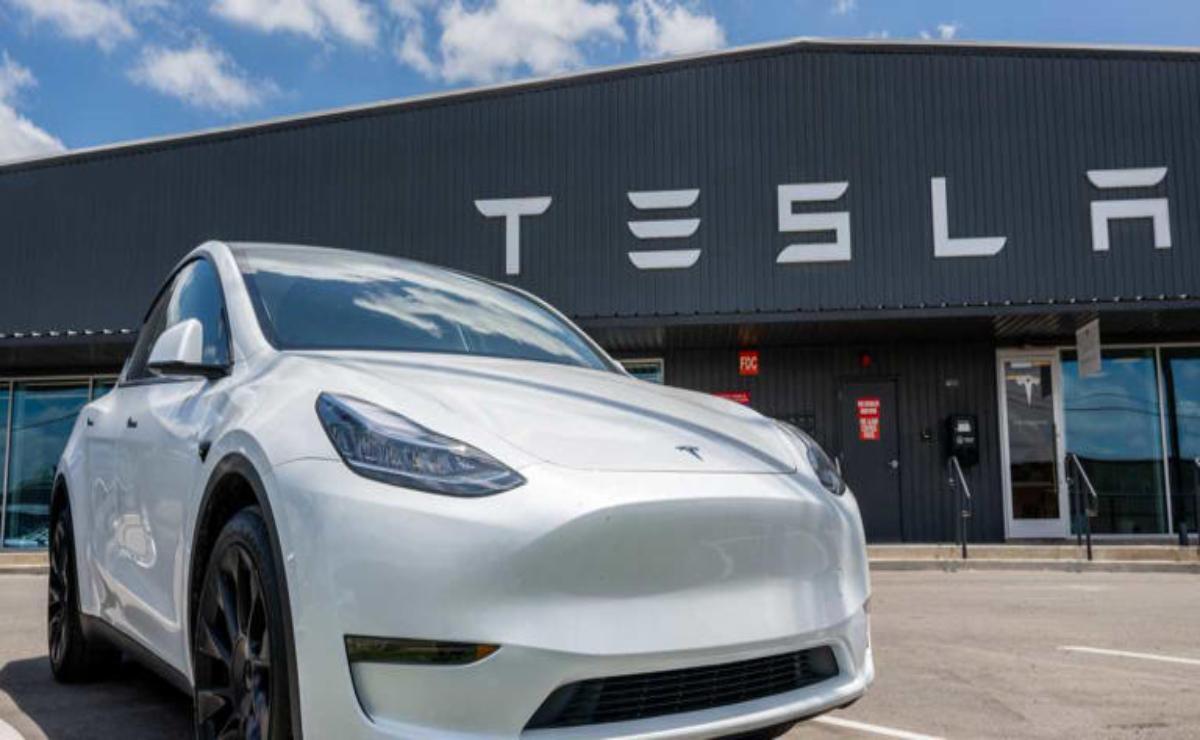 Tesla enfrenta su peor momento en Europa: caída de ventas y dura competencia de China.