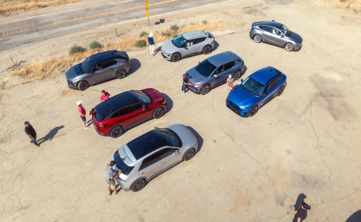 ¡Gran duelo eléctrico! Tesla Model Y contra 6 rivales: solo un SUV logró superarlo.