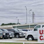 Comprar un coche usado puede ser una excelente opción económica, pero también conlleva riesgos ocultos relacionados con el robo. Algunos modelos son especialmente atractivos para los delincuentes, lo que hace crucial revisar el historial del vehículo y asegurarse de que los sistemas de seguridad estén activos y operativos. Ignorar estas precauciones puede exponer al nuevo propietario a problemas inesperados y costosos.