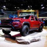 Un diseño anticuado y una fiabilidad cuestionable

La Nissan Frontier ha recibido un rediseño reciente que ha solucionado muchos de los problemas de sus versiones anteriores. Sin embargo, si estás pensando en adquirir una Frontier más antigua, es mejor que lo reconsideres. Su diseño anticuado, junto con unas dinámicas de conducción pobres y una fiabilidad general deficiente, la convierten en una opción arriesgada. A pesar de las mejoras en el rediseño más reciente, Nissan aún se encuentra por debajo de marcas como Genesis y Subaru en términos de fiabilidad, lo que genera dudas sobre su rendimiento a largo plazo.

Destacado: Diseño anticuado, mala fiabilidad en modelos más antiguos.