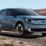 En Europa, Ford vende un Explorer 100% eléctrico muy distinto al conocido en Norteamérica. Más corto que un Mustang Mach-E, este SUV compacto de dos filas utiliza la plataforma eléctrica de Volkswagen y ofrece hasta 515 km de autonomía por carga. Su fiabilidad quedó demostrada en la vuelta al mundo de la aventurera Lexi Alford, que lo llevó a rincones donde pocos coches eléctricos se atreverían a llegar.