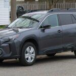 Subaru se ha ganado una reputación mundial por la fiabilidad de sus modelos, y el Outback es uno de los mejores ejemplos. Con un diseño robusto, tracción total y una gran capacidad para aventuras al aire libre, este SUV está preparado para aguantar años de uso intensivo. Es una elección perfecta para conductores que buscan versatilidad sin renunciar a la durabilidad.