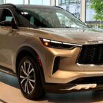 El Infiniti QX60, conocido por su espacioso interior y su conducción suave, es otro SUV que pierde valor rápidamente. Los modelos de entre 2015 y 2018 pierden alrededor del 50% de su valor en los primeros cinco años. Los costos de mantenimiento elevados y la competencia con otras marcas de lujo contribuyen a esta depreciación. A pesar de ser un vehículo cómodo y bien equipado, su depreciación puede ser un factor importante para los compradores que busquen una inversión a largo plazo.