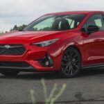 En un mercado dominado por los SUV, el Impreza hatchback se mantiene como una alternativa muy atractiva. Ofrece tracción integral de serie, motores de hasta 182 CV y un habitáculo sólido y espacioso. Su excelente calificación en fiabilidad lo convierte en una opción ideal para quienes buscan un coche económico, versátil y duradero, perfecto para el día a día.