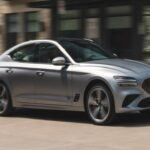 Genesis G70 2025

El Genesis G70 2025, una propuesta de lujo de Hyundai, tiene una buena presencia en el mercado, pero no se destaca por su fiabilidad. Al igual que el ID.4, el G70 obtuvo una puntuación de fiabilidad prevista de 29 sobre 100 según Consumer Reports.

Los problemas con el G70 están relacionados principalmente con accesorios eléctricos y hardware de la carrocería. Estos problemas pueden generar costos de reparación elevados, especialmente si surgen dentro de los primeros años de propiedad. A pesar de ser un coche de lujo, su fiabilidad es un aspecto a tener en cuenta antes de considerar su compra.