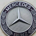 La Mercedes-AMG GT XX llevará el concepto de superdeportivo a otro nivel, siendo un sedán de cuatro puertas con un rendimiento extraordinario. Equipado con un tren motriz eléctrico de tres motores que desarrolla 1,341 caballos de fuerza y una velocidad máxima de 233 mph, este coche promete redefinir la clase de los deportivos eléctricos. Además de sus impresionantes cifras de potencia, el GT XX ofrecerá una experiencia de lujo única, fusionando tecnología avanzada y un diseño que emana agresividad y refinamiento. Será el primer coche en ofrecer un rendimiento de superdeportivo sin comprometer el lujo.