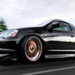 A veces, los coches clásicos no tienen que ser antiguos para ser deseables. El Acura Integra Type R de 2000 es un coche moderno que ha alcanzado estatus de clásico debido a su excepcional rendimiento y su popularidad entre los entusiastas de los coches deportivos. Este modelo, conocido por su agilidad y fiabilidad, es perfecto para quienes buscan un coche rápido y accesible.

El Acura Integra Type R se puede encontrar por $10,000 a $20,000, dependiendo del año del modelo y las características adicionales. A pesar de ser relativamente moderno, sigue teniendo ese toque clásico que lo hace especial y atractivo para los coleccionistas.