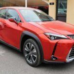 Si bien Lexus cuenta con modelos híbridos, algunos vehículos de la marca quedan por detrás de la competencia en consumo de combustible, lo que puede afectar tus gastos a largo plazo y tu huella ambiental.