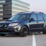 Varios Forester de esta generación presentaron consumo excesivo de aceite. Subaru publicó boletines de servicio y se establecieron acuerdos de demanda colectiva que extendieron garantías. Antes de adquirir uno, solicita historial de consumo de aceite y comprobantes de reparación. Una unidad documentada puede costar entre 5.000 y 8.500 $, según año y estado.