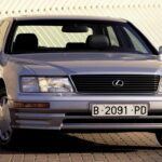 Si buscas un sedán de lujo de tamaño completo, el Lexus LS 400 es una opción que no puedes pasar por alto. Este modelo es conocido por su confort excepcional, con asientos ergonómicos y un sistema de infoentretenimiento intuitivo. La fiabilidad de la Lexus LS 400 es legendaria, y se estima que este vehículo puede alcanzar 300,000 millas de servicio confiable. Según los expertos, este sedán es ideal para aquellos jubilados que desean priorizar su experiencia de conducción, sin preocuparse por las visitas frecuentes al taller. Si te interesa disfrutar de una experiencia de conducción cómoda y lujosa durante tu jubilación, el LS 400 es una excelente opción a considerar.