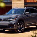 El Volkswagen Atlas, desde 39.625 dólares, convence a primera vista por su espacio interior generoso, ideal para familias numerosas. Sin embargo, la calidad del habitáculo es mejorable y lo que ocurre bajo el capó preocupa aún más.

Problemas de fiabilidad electrónica, fallos en sistemas de seguridad como el frenado automático de emergencia y averías en la transmisión lo convierten en una apuesta arriesgada. Su amplitud no compensa la falta de consistencia técnica.