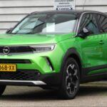 El Vauxhall Mokka Electric entra por los ojos gracias a su estética llamativa, pero sus prestaciones dinámicas y rango de batería limitado no convencen a todos. Con la rápida evolución de la movilidad eléctrica, muchos conductores lo cambian en pocos años por opciones con mayor autonomía y mejor rendimiento.