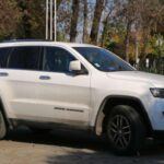 El Jeep Grand Cherokee de los años 2017 a 2019 también se encuentra en la lista de vehículos retirados debido a un riesgo de incendio. El problema se debe a un enfriador defectuoso de recirculación de gases de escape. Este defecto podría resultar en un incendio en el motor, lo que representa un peligro grave para el vehículo y sus ocupantes. Es esencial que los propietarios de este modelo lleven sus vehículos al taller para una revisión y reparación inmediatas.

Los sistemas de escape en los vehículos, a pesar de su diseño robusto, pueden tener fallos que generen graves peligros si no se abordan de inmediato.