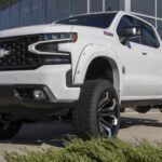 Hoy en día, modelos como el Chevy Silverado o el Equinox utilizan motores GM desarrollados fuera de Chevy. Desde el 5.3 V8 EcoTec3 hasta el 1.5 turbo LFV, esta estrategia asegura rendimiento y fiabilidad mientras aprovecha la ingeniería de toda la corporación GM. Incluso el Corvette 2024 usa motores GM LT2, demostrando que Chevy y GM están más entrelazados que nunca.