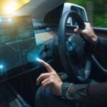Al igual que la F-150, la Chevrolet Silverado es codiciada por los delincuentes. Su valor en el mercado de repuestos y la facilidad para revender componentes la hacen vulnerable, por lo que reforzar la seguridad del vehículo es indispensable.