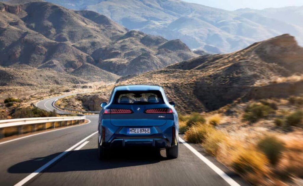 Nuevo BMW iX3: el SUV eléctrico que marca un antes y un después en la historia de la marca.