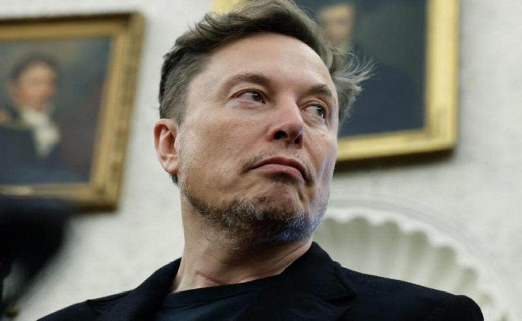 Elon Musk en el Ojo del Huracán: Inversores de Tesla Exigen Neutralidad Política para Proteger el Futuro de la Marca.