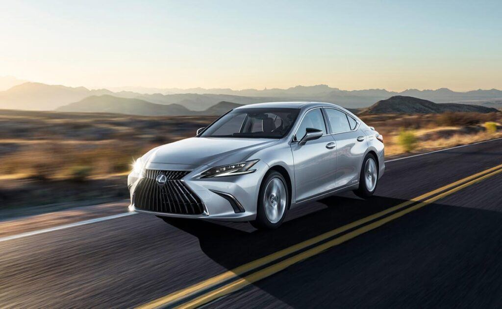 Toyota sacrificará al Lexus ES para dar vida al nuevo Land Cruiser eléctrico en EE. UU.