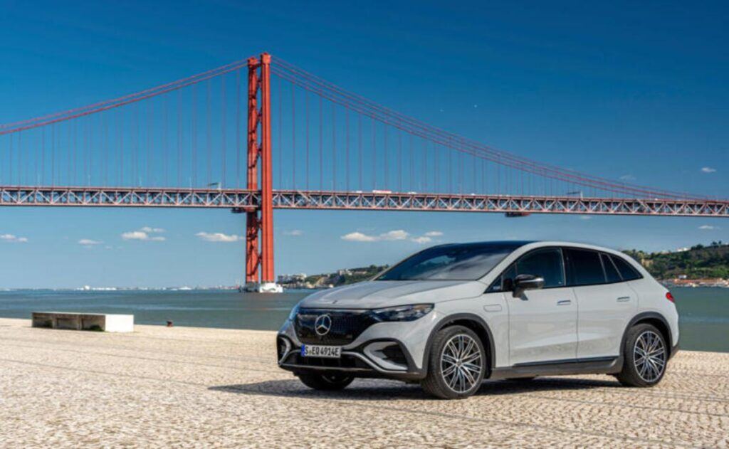 Mercedes sorprende al mercado: el EQE y su versión SUV dejarán de producirse en 2026.