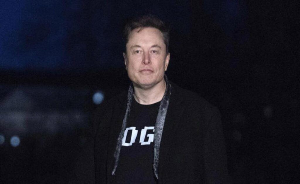 Tesla propone un paquete salarial de un billón de dólares a Elon Musk: ¿riesgo o estrategia?