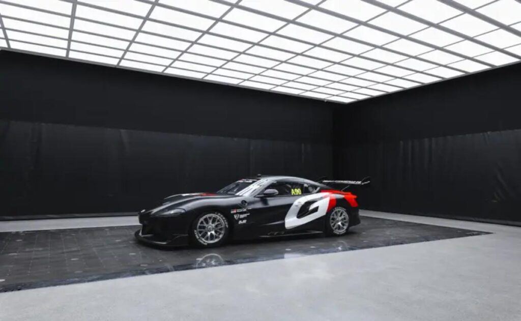 El Toyota GR Supra ahora ruge con un V8 de competición.