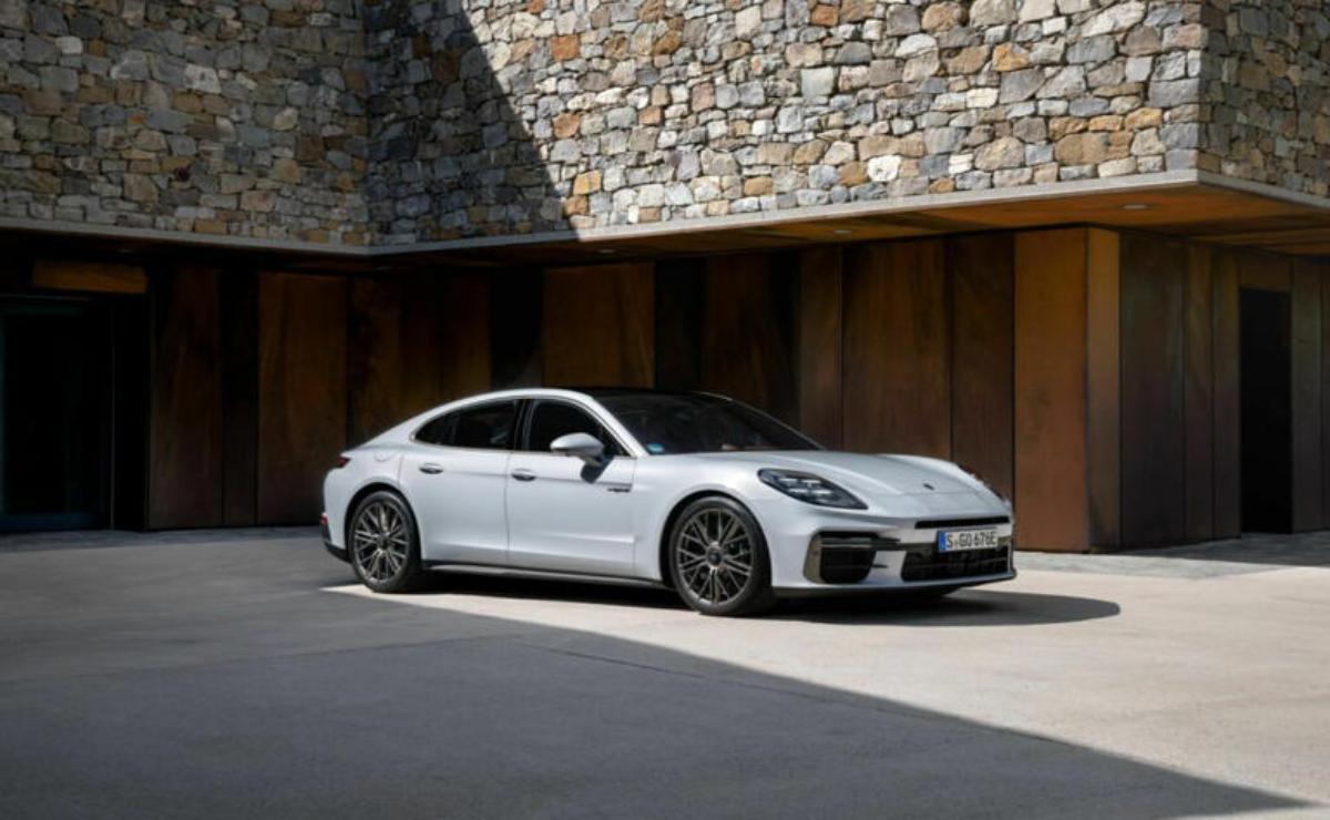 Urus se incendia, obligando a retiradas de Lamborghini, Audi y Porsche.
