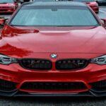 BMW es sinónimo de rendimiento, y los mecánicos saben que estos vehículos cumplen con lo prometido. Aunque los BMW pueden necesitar un mantenimiento regular para evitar problemas a largo plazo, su construcción sólida, su potencia y su capacidad de respuesta en carretera hacen que sean muy apreciados por los expertos. Estos autos están diseñados para ofrecer una experiencia de conducción excepcional, con una calidad de materiales que los coloca por encima de sus competidores. Si bien los costos de mantenimiento pueden ser algo elevados, su fiabilidad y rendimiento continúan siendo puntos fuertes que hacen que muchos mecánicos los recomienden.