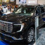 El GMC Acadia es un SUV de tamaño medio conocido por su comodidad y amplitud interior, pero su tecnología y eficiencia de combustible quedan por detrás de sus rivales. Con más compradores optando por modelos híbridos o con funciones avanzadas, el Acadia se queda atrás frente a opciones como el Kia Telluride o el Hyundai Palisade.