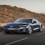 Lujo y rendimiento eléctrico de alto nivel

El Audi A6 E-Tron de 2026 marca una transición importante de los sedanes convencionales hacia el mundo de los Sportback eléctricos. Basado en la plataforma PPE compartida con el Q6 E-Tron, este vehículo se ofrece en versiones de tracción trasera y total, con potencias que van de 362 CV en el modelo base a impresionantes 543 CV en el S6 E-Tron, logrando una aceleración de 0 a 100 km/h en solo 3.7 segundos.

Con una batería de 100 kWh y una autonomía de hasta 392 millas (630 km), el A6 E-Tron es un vehículo de lujo que fusiona rendimiento, eficiencia y tecnología avanzada. Además, su capacidad de carga ultrarrápida le permite alcanzar el 80% de carga en apenas 21 minutos, lo que lo convierte en un referente de los sedanes eléctricos.