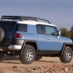 Aunque Chevrolet ya ha revivido el Blazer con un diseño crossover, los fans siguen esperando una versión más fiel a su legado de SUV. El Blazer original, con sus líneas robustas y su presencia en la carretera, aún tiene un lugar en los corazones de los amantes de los todoterreno. Algunos sugieren que GM debería haber creado una versión más parecida a los modelos clásicos, algo que el Mitsuoka Buddy (basado en un Toyota RAV4) nos demuestra podría ser posible. ¿Será este el camino que GM decida seguir en el futuro?