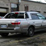 El Subaru Baja es un modelo que se descontinuó por una razón: una serie de problemas técnicos lo hicieron poco popular. Aunque Subaru mantiene una alta satisfacción del cliente en general, el Baja sufrió problemas graves con juntas de culata y una mala implementación de la transmisión CVT. Si encuentras un Baja con historial de mantenimiento impecable, podría valer la pena, pero en general, tu dinero probablemente esté mejor invertido en otra camioneta.